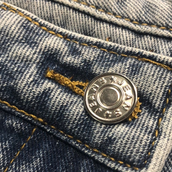 Light Blue Wash Asymmetric Waistband Jeans - Picture 6 of 10